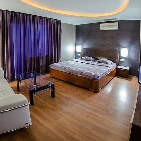 Hotrent City Kiev Bagian luar foto