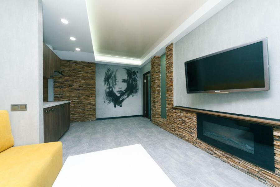 Hotrent City Kiev Bagian luar foto